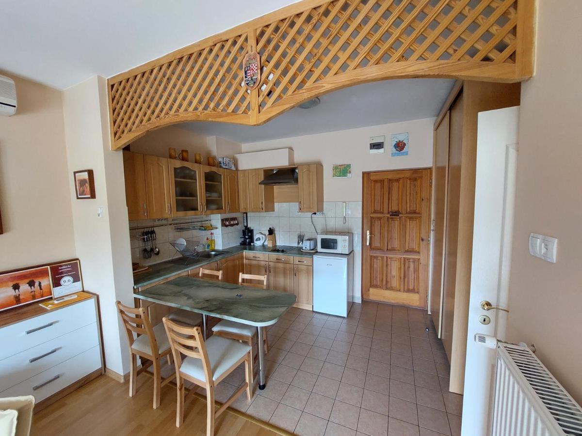 Cserke Napfeny Apartman Cserkeszőlő Exteriör bild