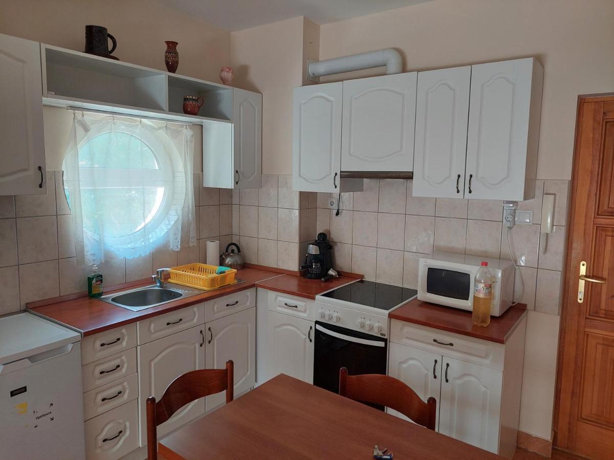 Cserke Napfeny Apartman Cserkeszőlő Exteriör bild