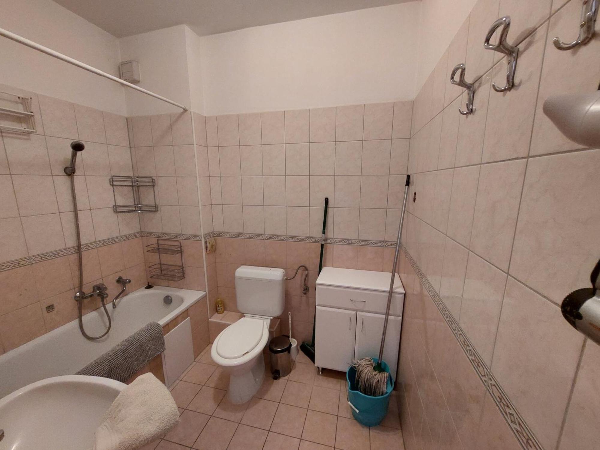 Cserke Napfeny Apartman Cserkeszőlő Rum bild